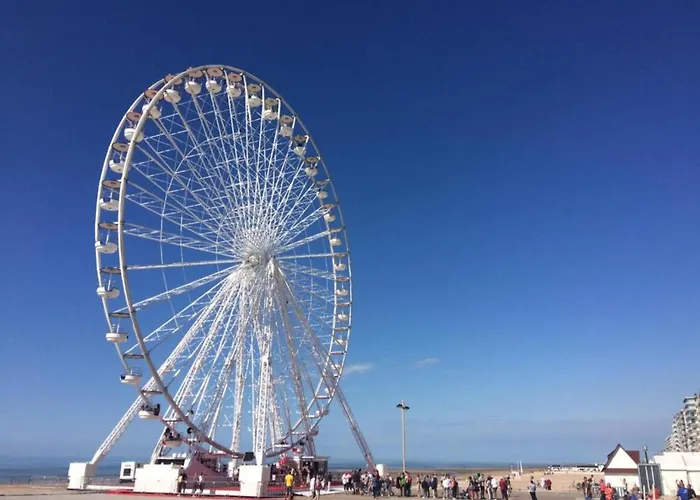 Διαμέρισμα Sunlit Near